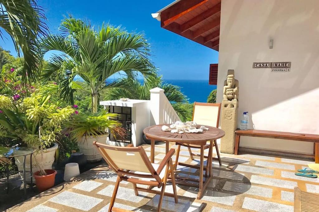 Hilltop South - Villa Bougainville Takamaka Kültér fotó