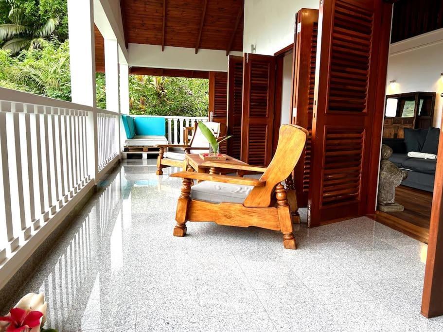 Hilltop South - Villa Bougainville Takamaka Kültér fotó